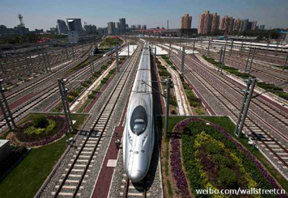 崇禮鐵路鋪軌將完成80% 全線建設(shè)進(jìn)入最后沖刺階段